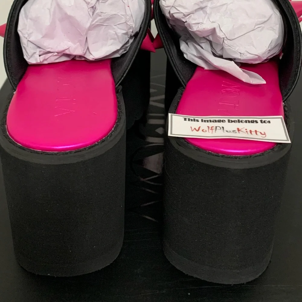 Dolls Kill NEW Widow Hot Pink Spike Platform Slides Chunky Sandals Whimsigoth 7